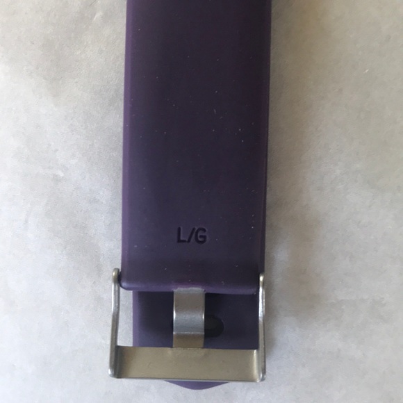 Fitbit Fundro Purple Watch Band New (6.5-9”) - Picture 4 of 8
